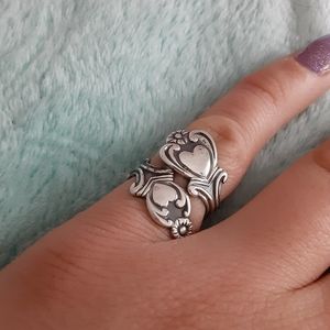 Vintage Avon ring